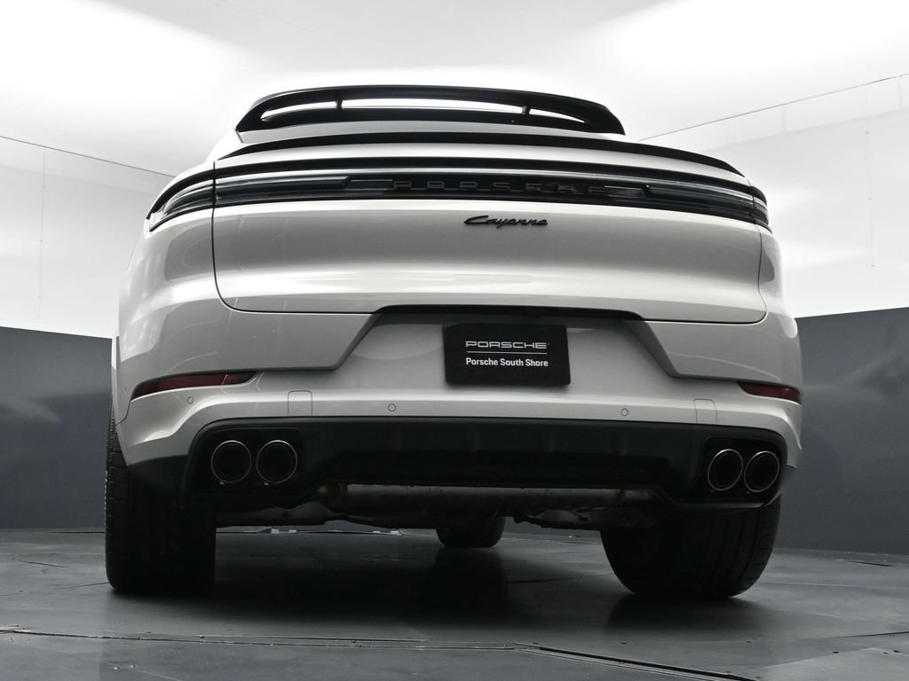 New 2026 Porsche Cayenne E-Hybrid Coupe AWD/4WD image 26