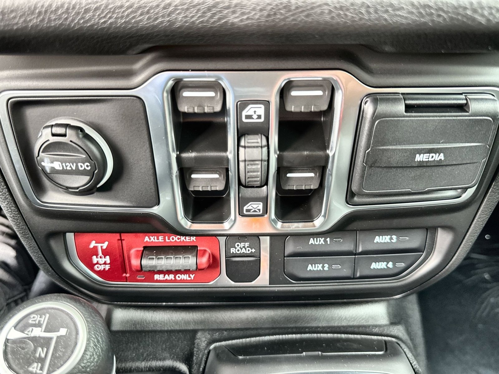 New 2025 Jeep Wrangler Willys image 20