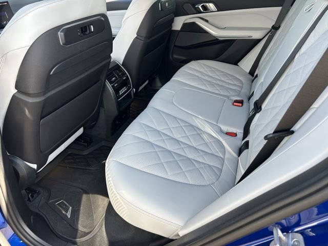 Used 2026 BMW X5 M60i AWD/4WD image 17