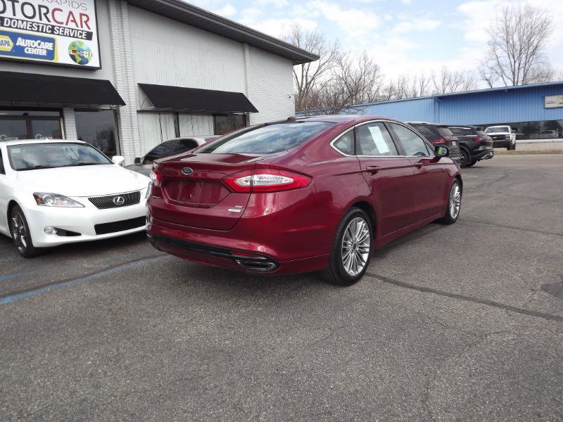 Used 2013 Ford Fusion SE FWD image 5