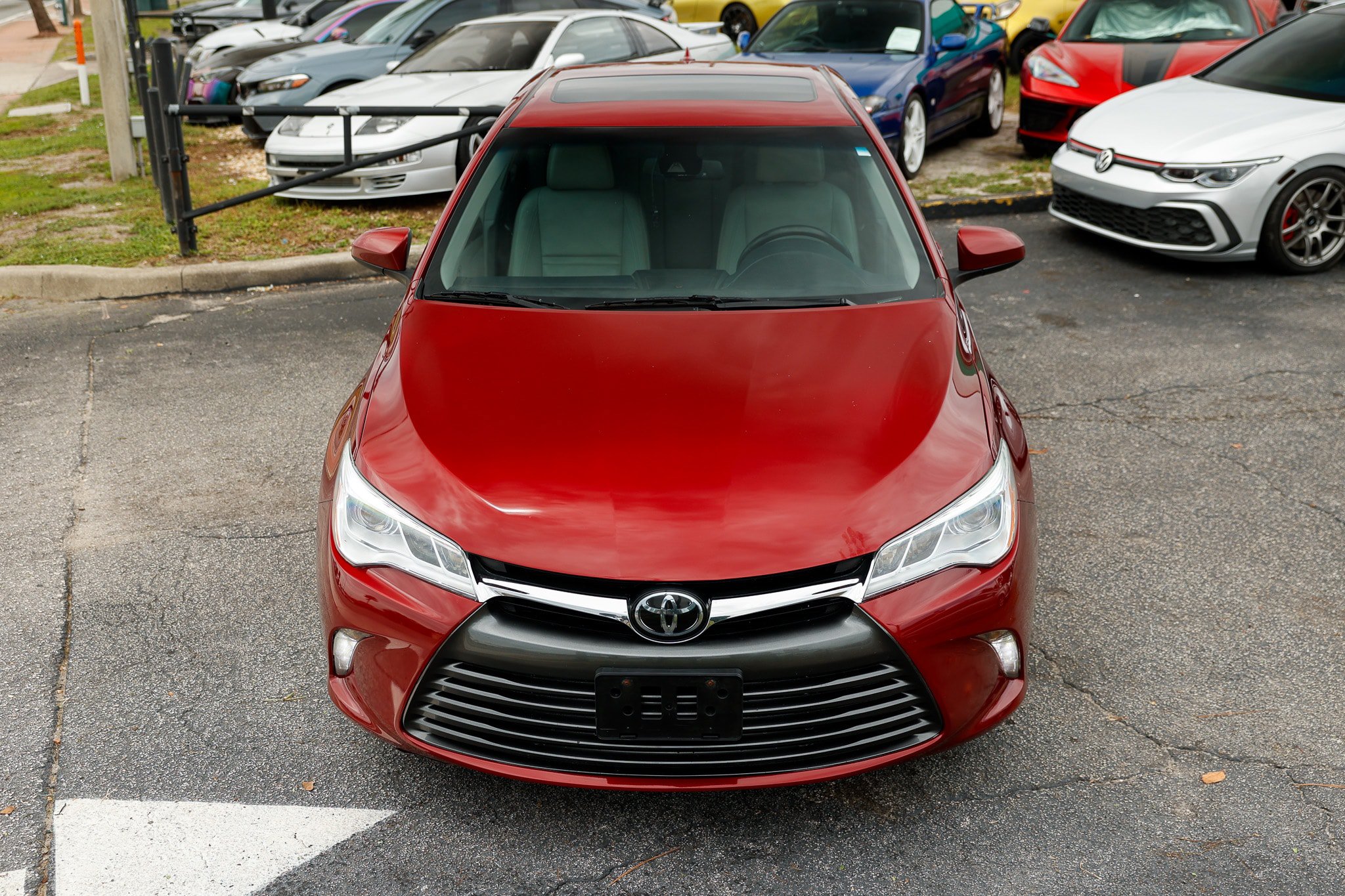 Used 2017 Toyota Camry XLE w/ Advanced Technology Package FWD image 23