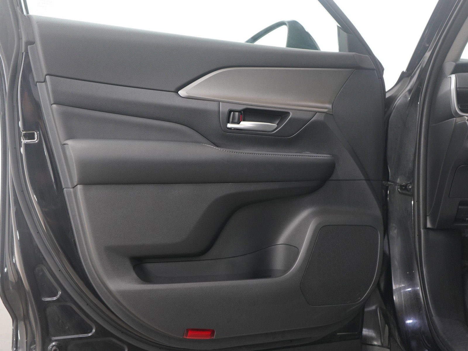 Used 2024 Toyota Grand Highlander XLE image 23