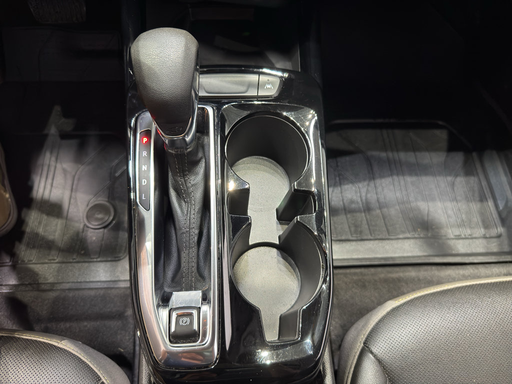 Used 2025 Chevrolet Trax ACTIV w/ Sunroof Package FWD image 29