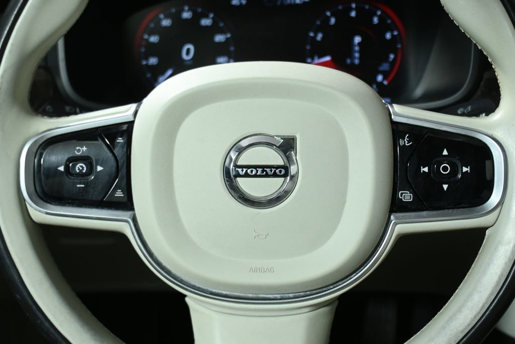 Used 2018 Volvo S90 T5 Momentum w/ Convenience Package image 17