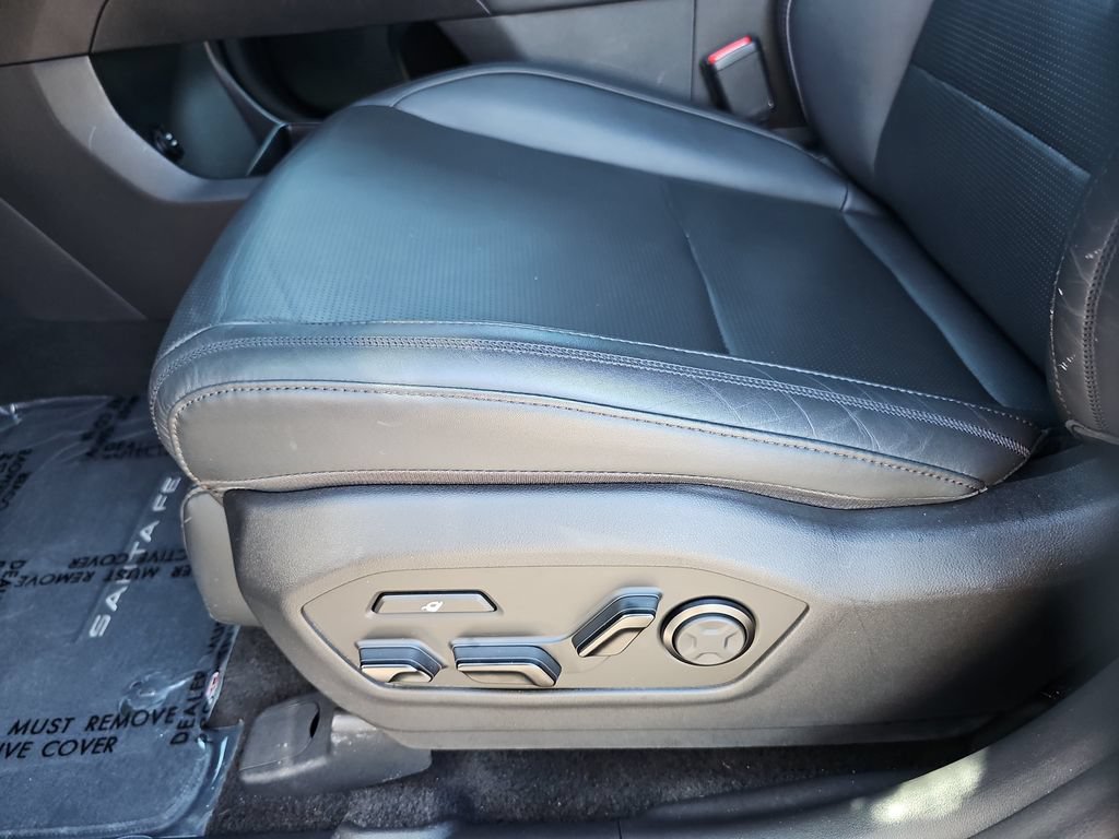 Used 2025 Hyundai Santa Fe Calligraphy FWD image 18