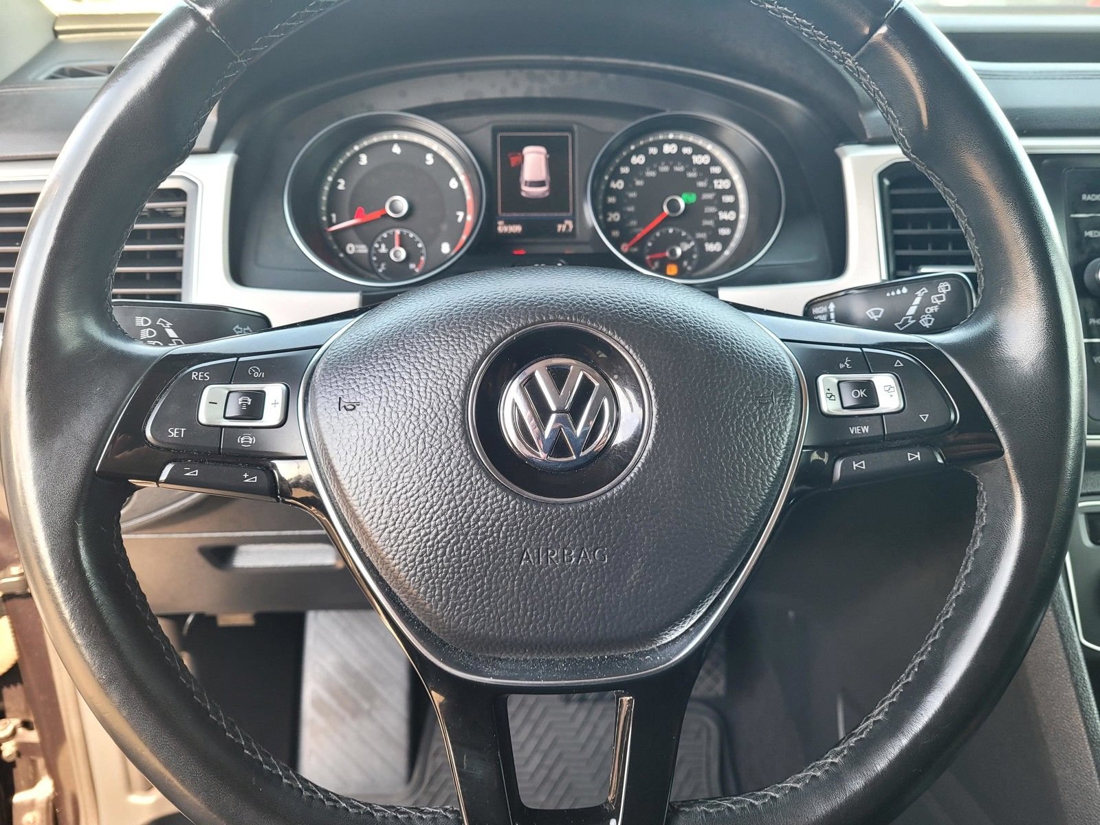Used 2019 Volkswagen Atlas SE FWD image 33