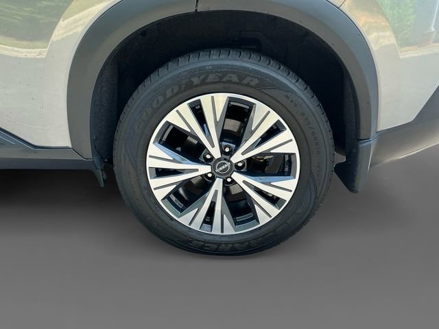 Used 2023 Nissan Rogue SV AWD/4WD image 15