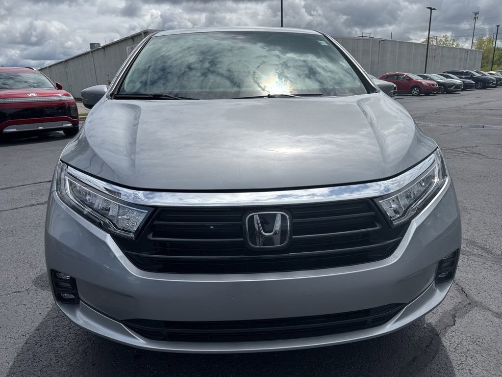 Used 2023 Honda Odyssey EX-L image 2