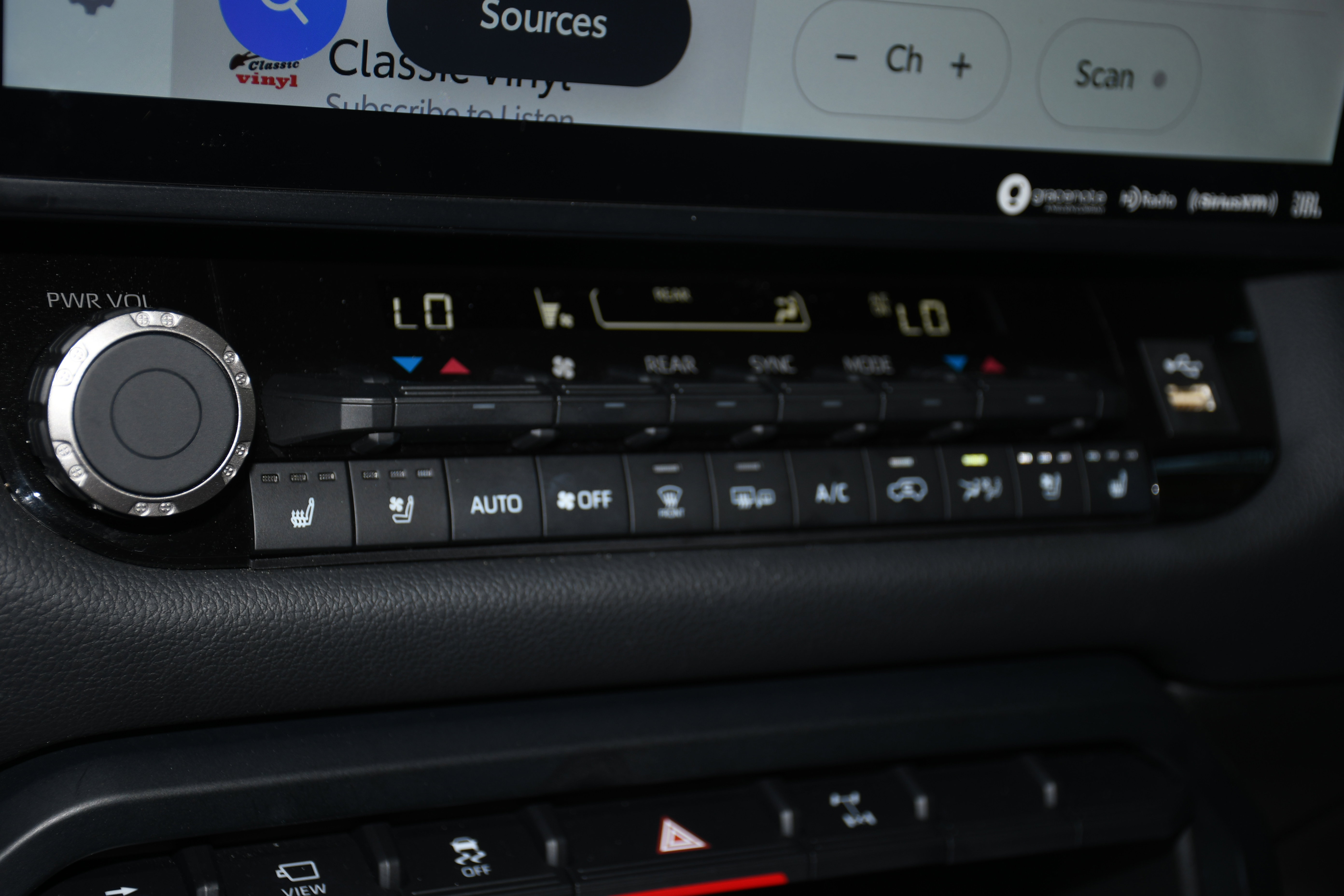 Used 2023 Toyota Sequoia TRD Pro AWD/4WD image 16