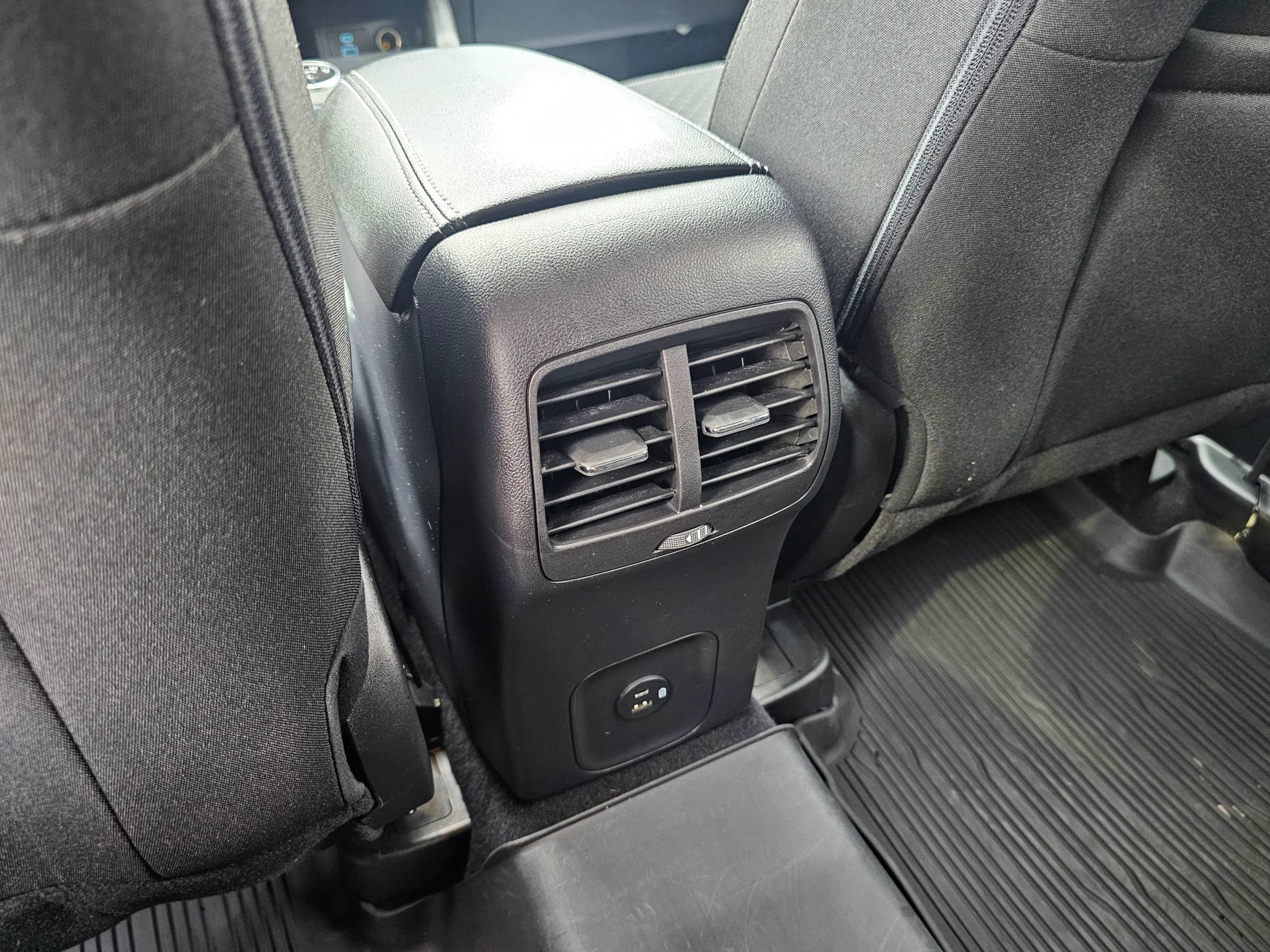 Used 2023 Ford Escape Active w/ Tech Pack #1 AWD/4WD image 32