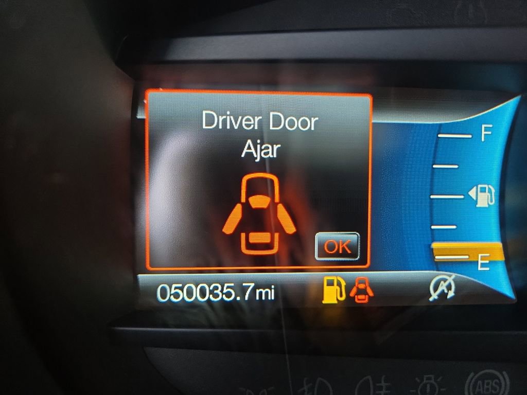 Used 2023 Ford Edge SEL image 14