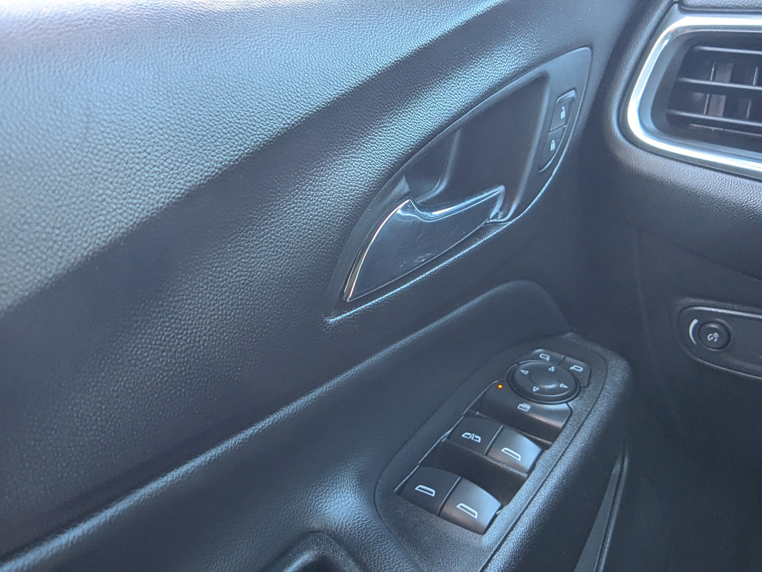 Used 2021 Chevrolet Equinox LT AWD/4WD image 28
