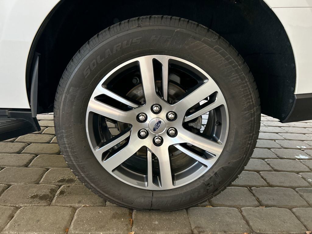 Used 2024 Ford Expedition Limited image 51