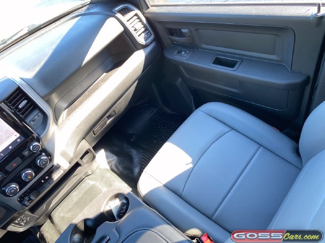 New 2026 RAM 2500 Tradesman w/ Chrome Appearance Group AWD/4WD image 15