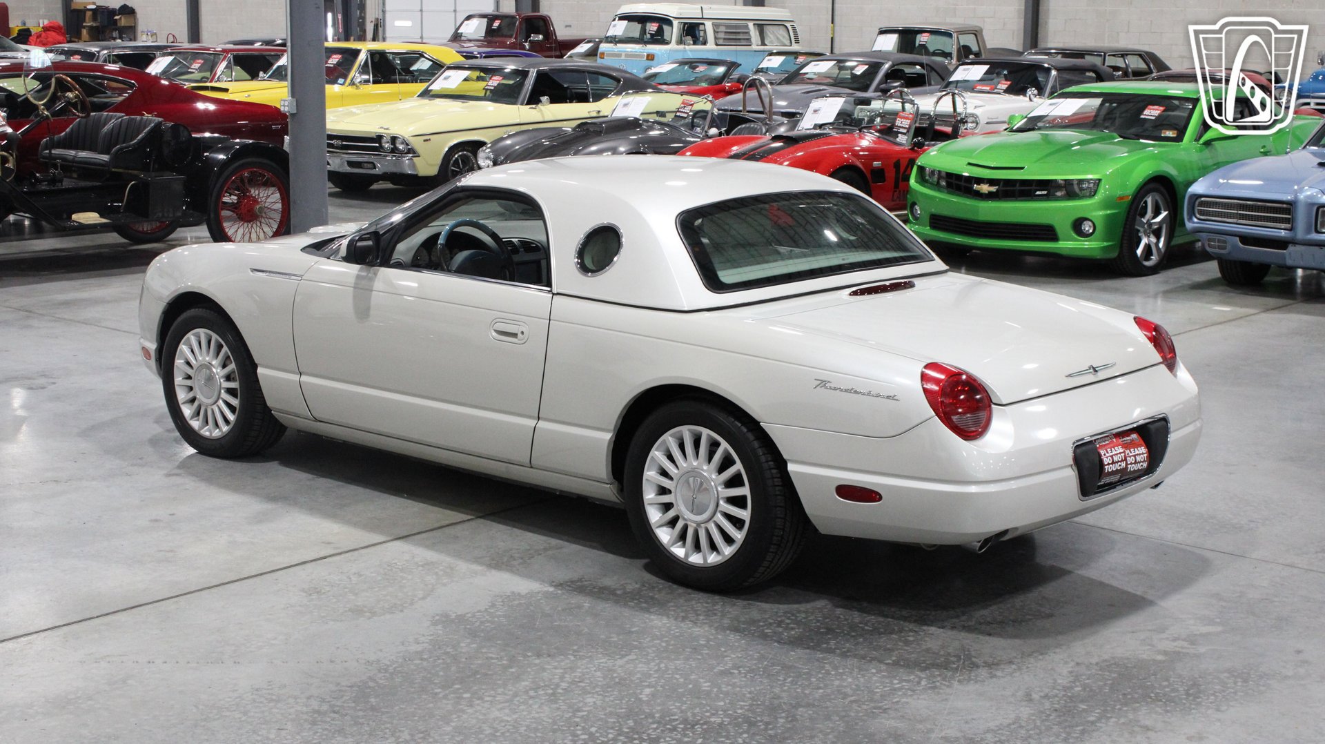 Used 2005 Ford Thunderbird 50th Anniversary RWD image 36