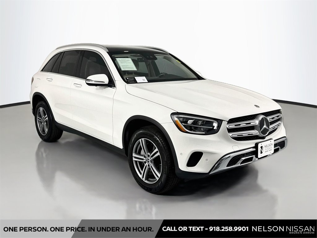 Used 2022 Mercedes-Benz GLC 300 4MATIC image 3