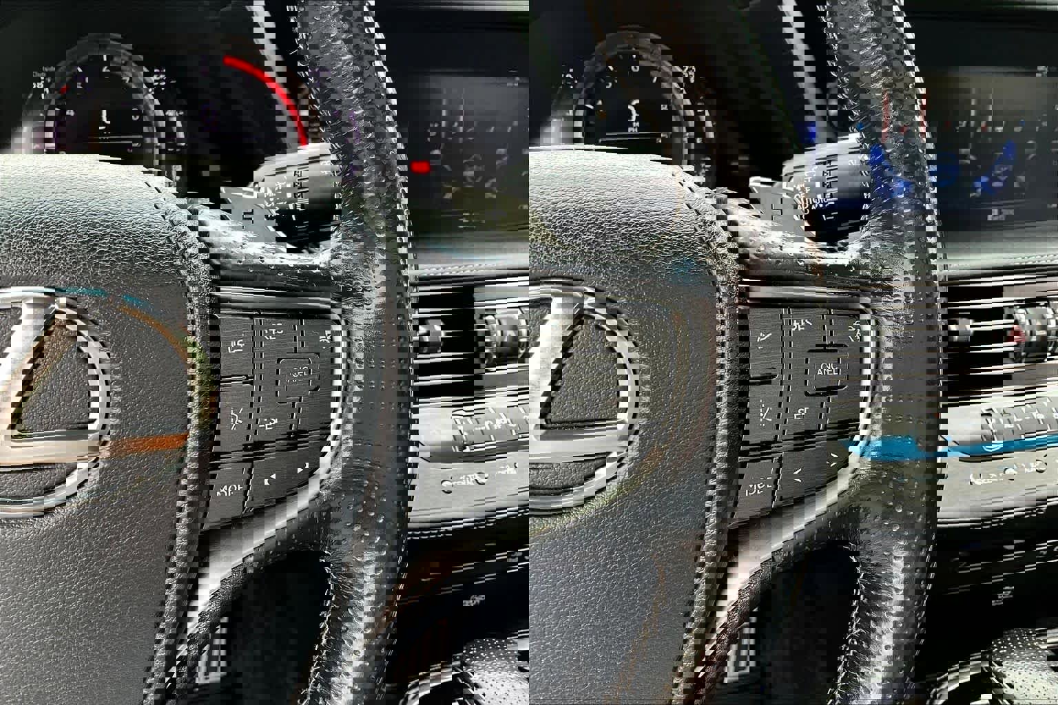 Used 2018 Lexus LS 500 F Sport w/ Accessory Package (Z2) image 25