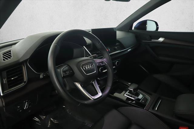 Used 2021 Audi Q5 2.0T Premium Plus w/ Premium Plus Package AWD/4WD image 10