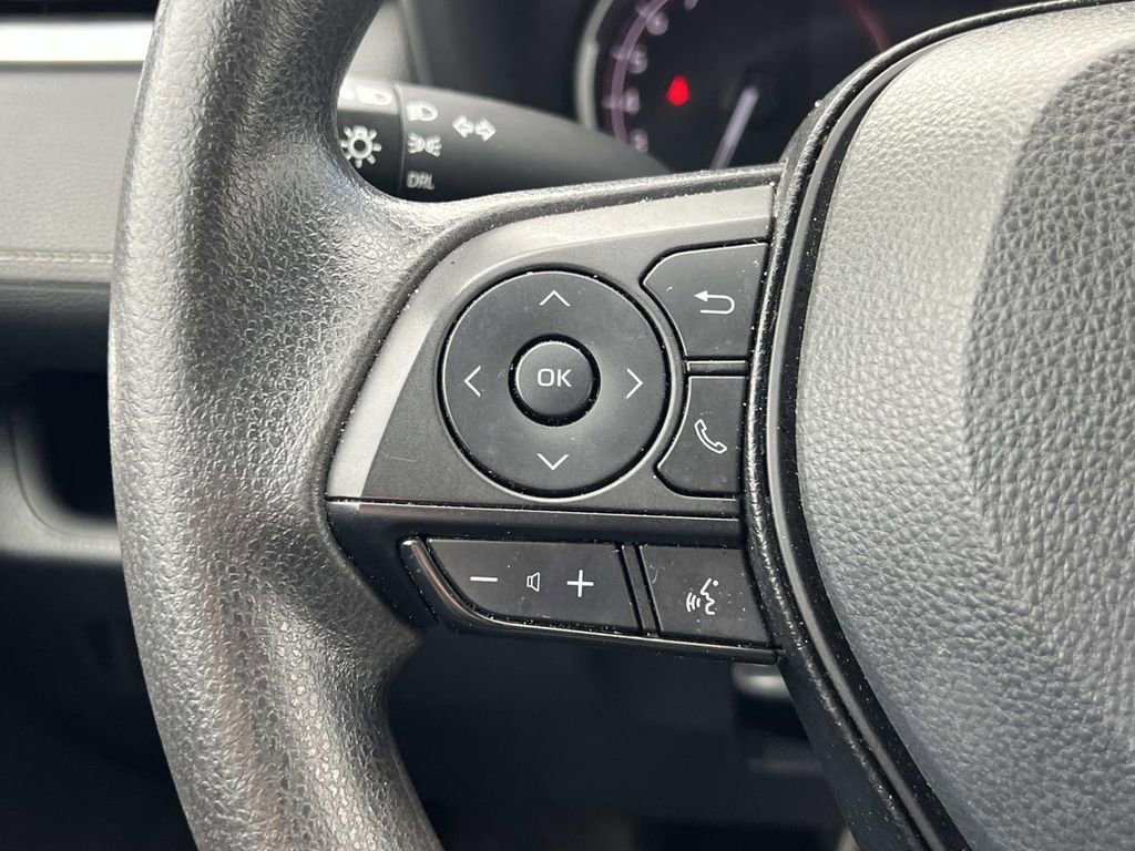 Used 2024 Toyota RAV4 LE image 22