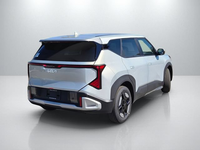New 2027 Kia Seltos LX FWD image 5