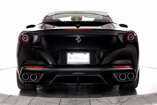 Certified 2020 Ferrari Portofino image 8