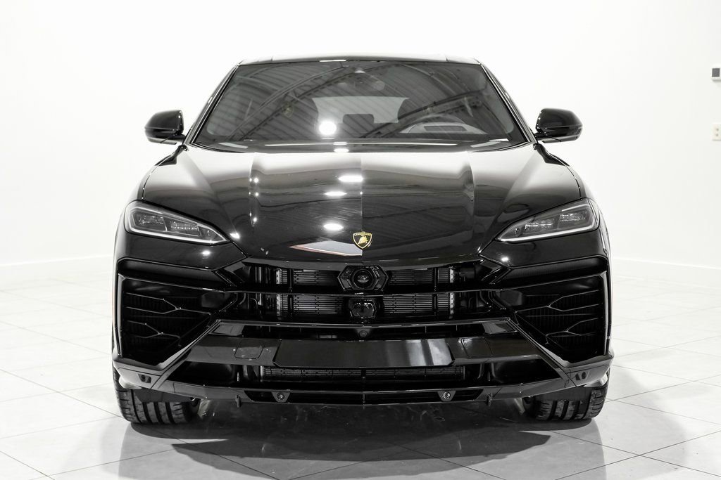 Used 2025 Lamborghini Urus Performante AWD/4WD image 2