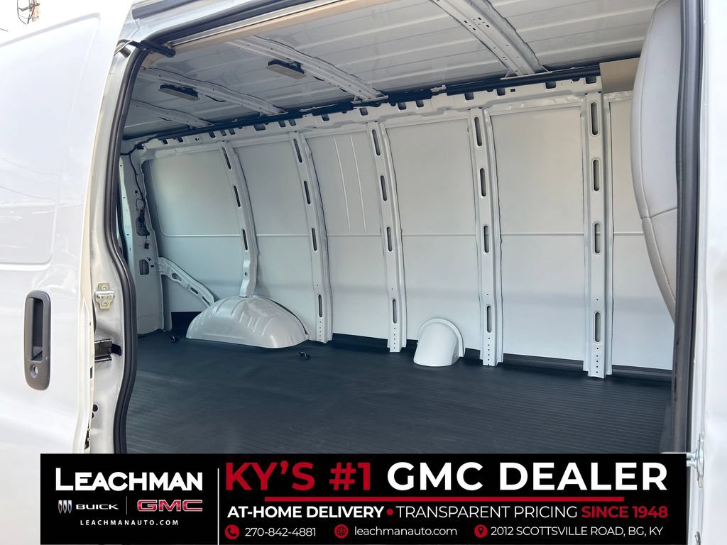 New 2026 GMC Savana 3500 Extended RWD image 18