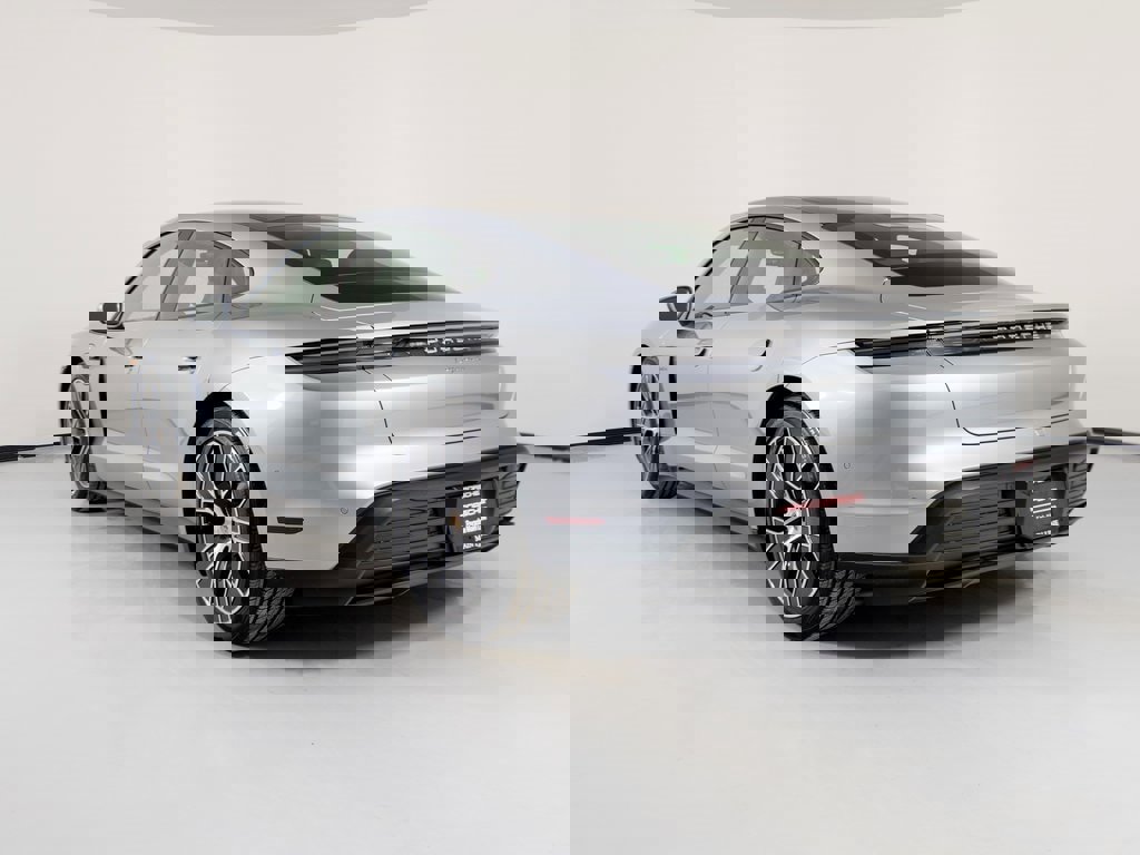New 2026 Porsche Taycan image 3
