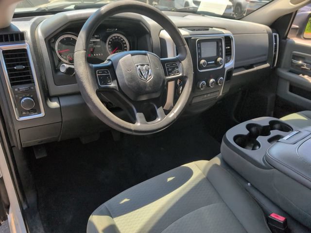 Used 2018 RAM 1500 Classic SLT AWD/4WD image 10
