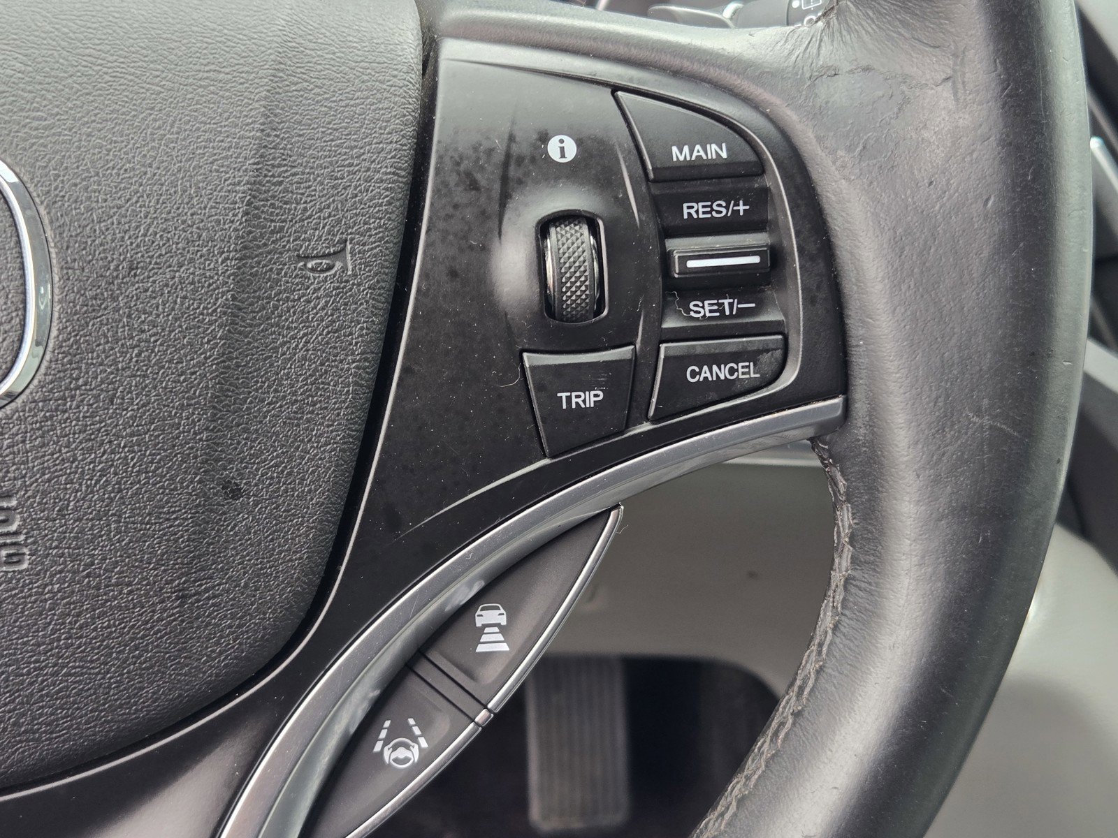 Used 2017 Acura MDX SH-AWD w/ Technology Package image 23