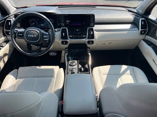 Certified 2023 Kia Sorento SX Prestige AWD/4WD image 12