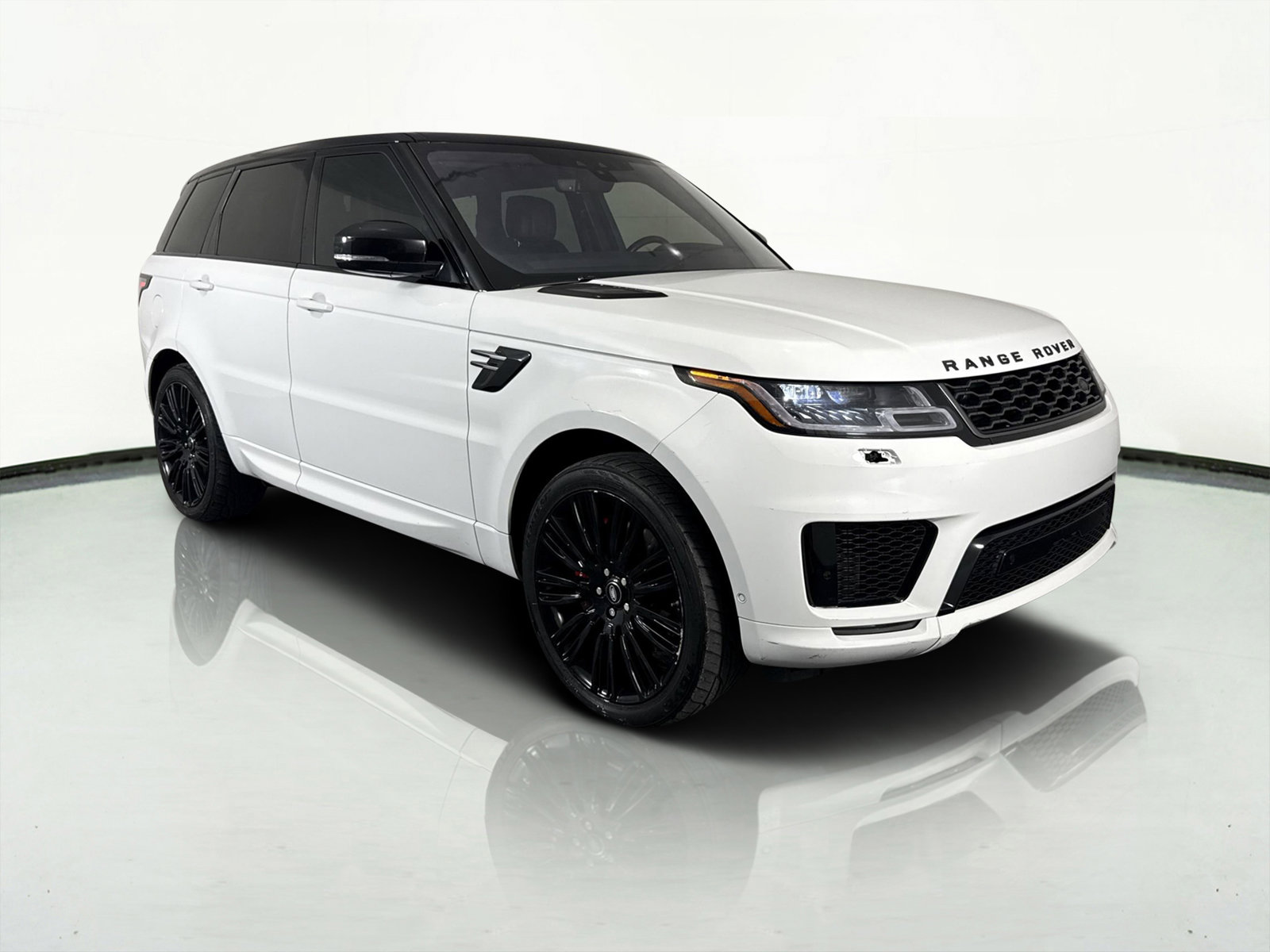 Used 2020 Land Rover Range Rover Sport HSE Dynamic image 2