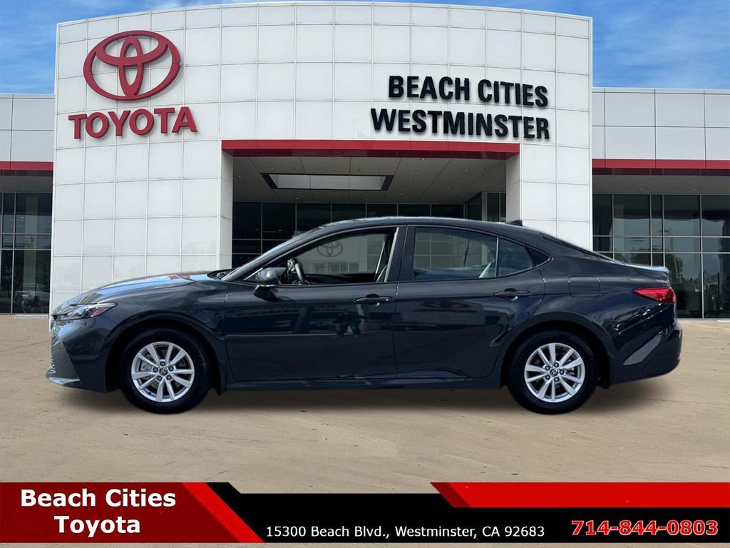 Used 2026 Toyota Camry LE w/ Convenience Package image 7