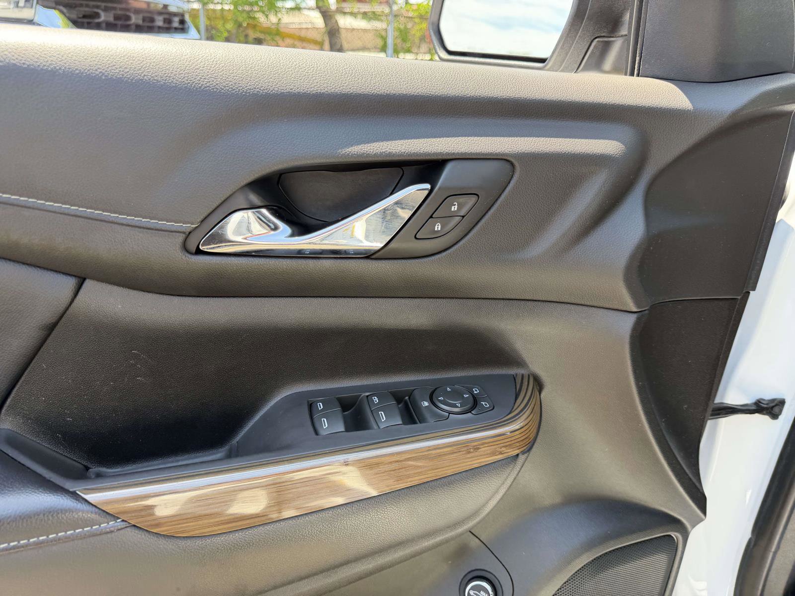 Used 2019 GMC Acadia SLE w/ Driver Alert Package I AWD/4WD image 19