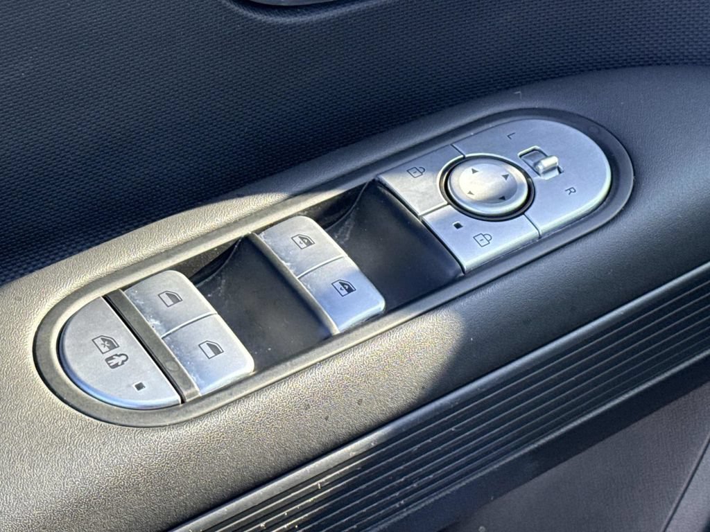 Used 2024 Hyundai Ioniq 5 SEL RWD image 19