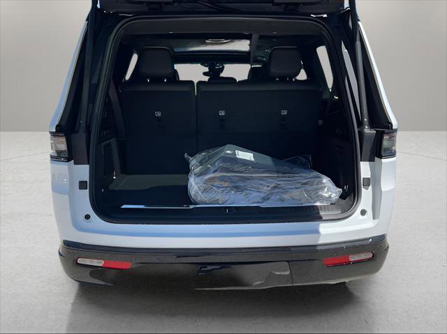 New 2024 Jeep Grand Wagoneer Series II w/ Quick Order Packagew 28T image 17