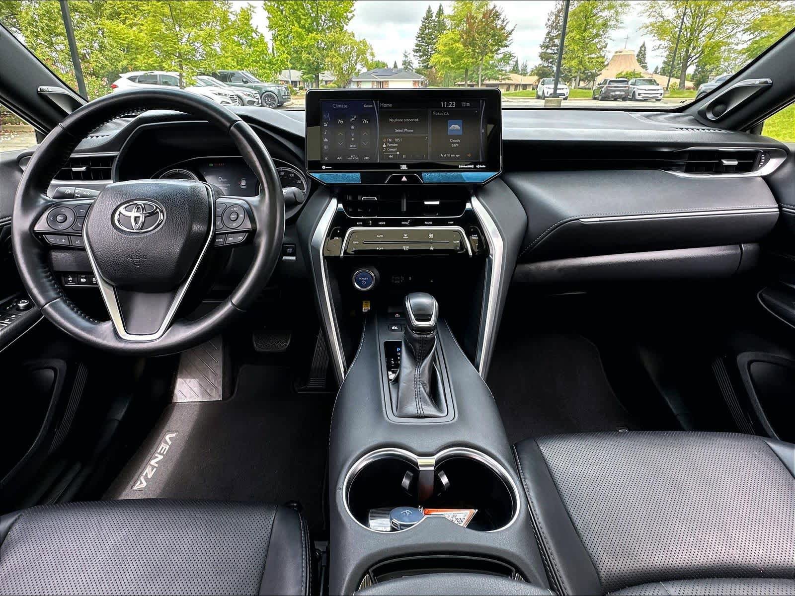 Used 2021 Toyota Venza Limited w/ Carpet Mat Package (TMS) AWD/4WD image 18