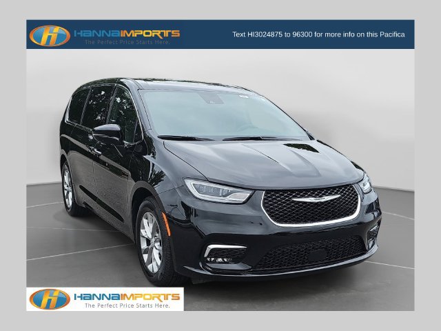 Used 2026 Chrysler Pacifica Limited FWD image 1