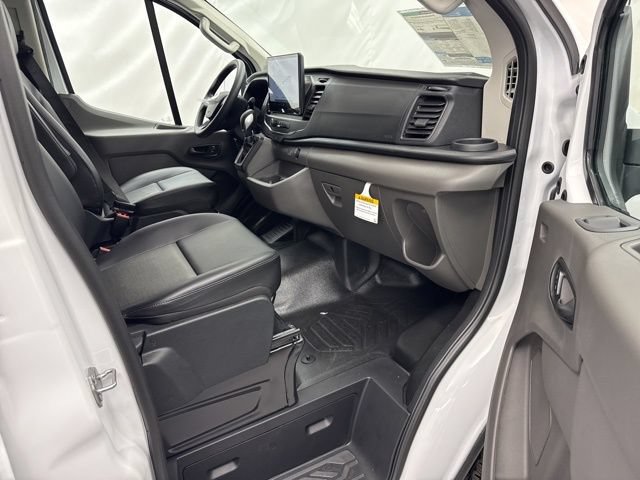 New 2026 Ford Transit 250 Low Roof RWD image 23