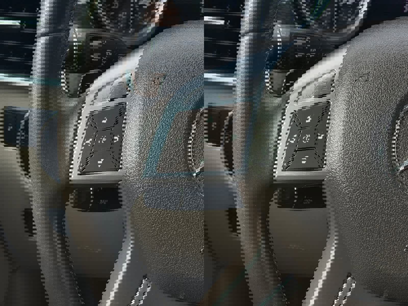 Used 2014 Mercedes-Benz GL 450 4MATIC image 20