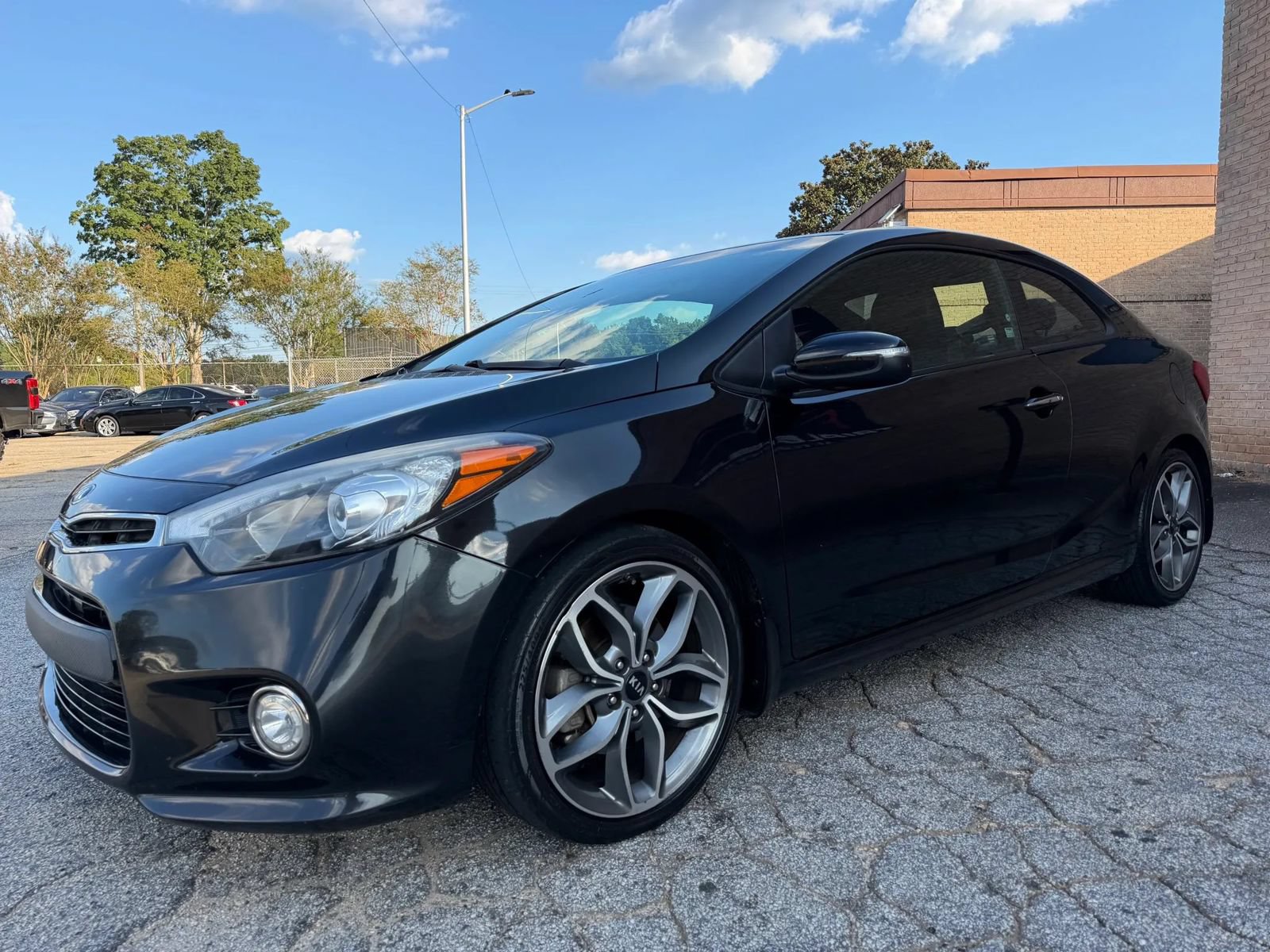 Used 2016 Kia Forte Koup SX w/ SX Premium Package FWD image 5