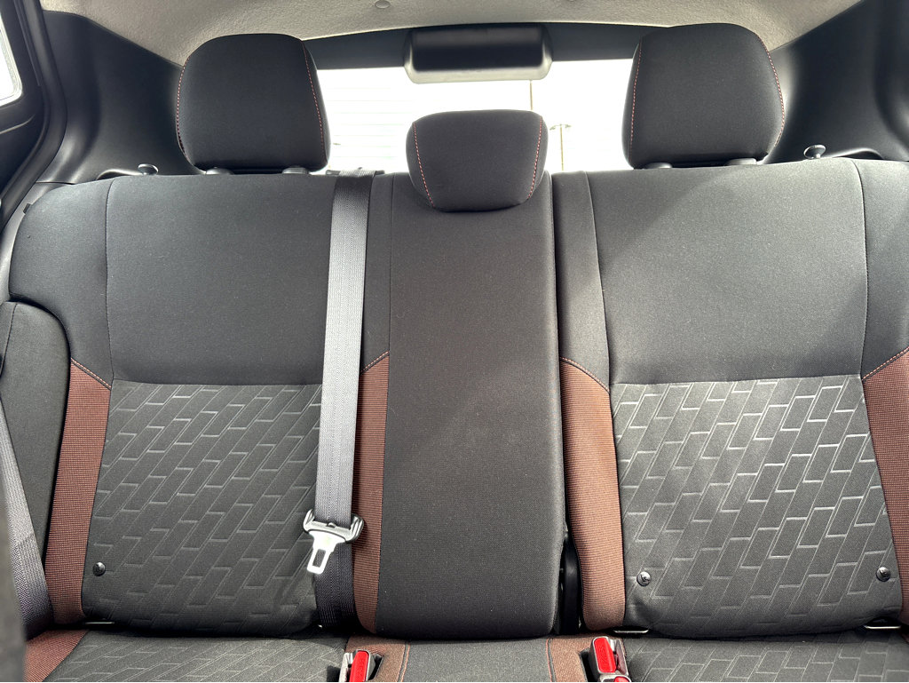 Used 2024 Nissan Kicks SR image 19