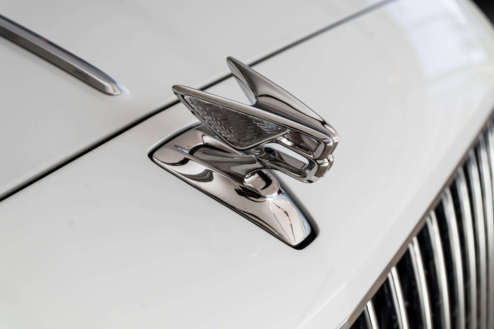 Used 2023 Bentley Flying Spur Azure AWD/4WD image 73