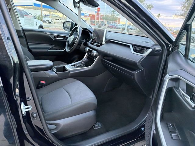 Certified 2024 Toyota RAV4 XLE image 28