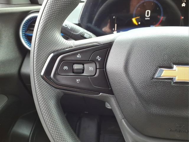 Used 2025 Chevrolet Trax LT FWD image 23