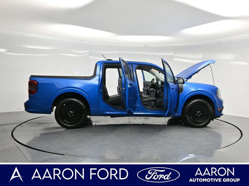 Used 2025 Ford Maverick Lobo image 4