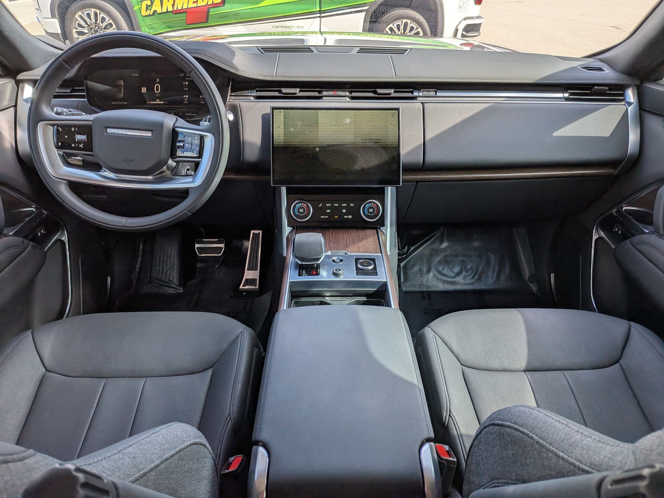 Certified 2023 Land Rover Range Rover SE image 25