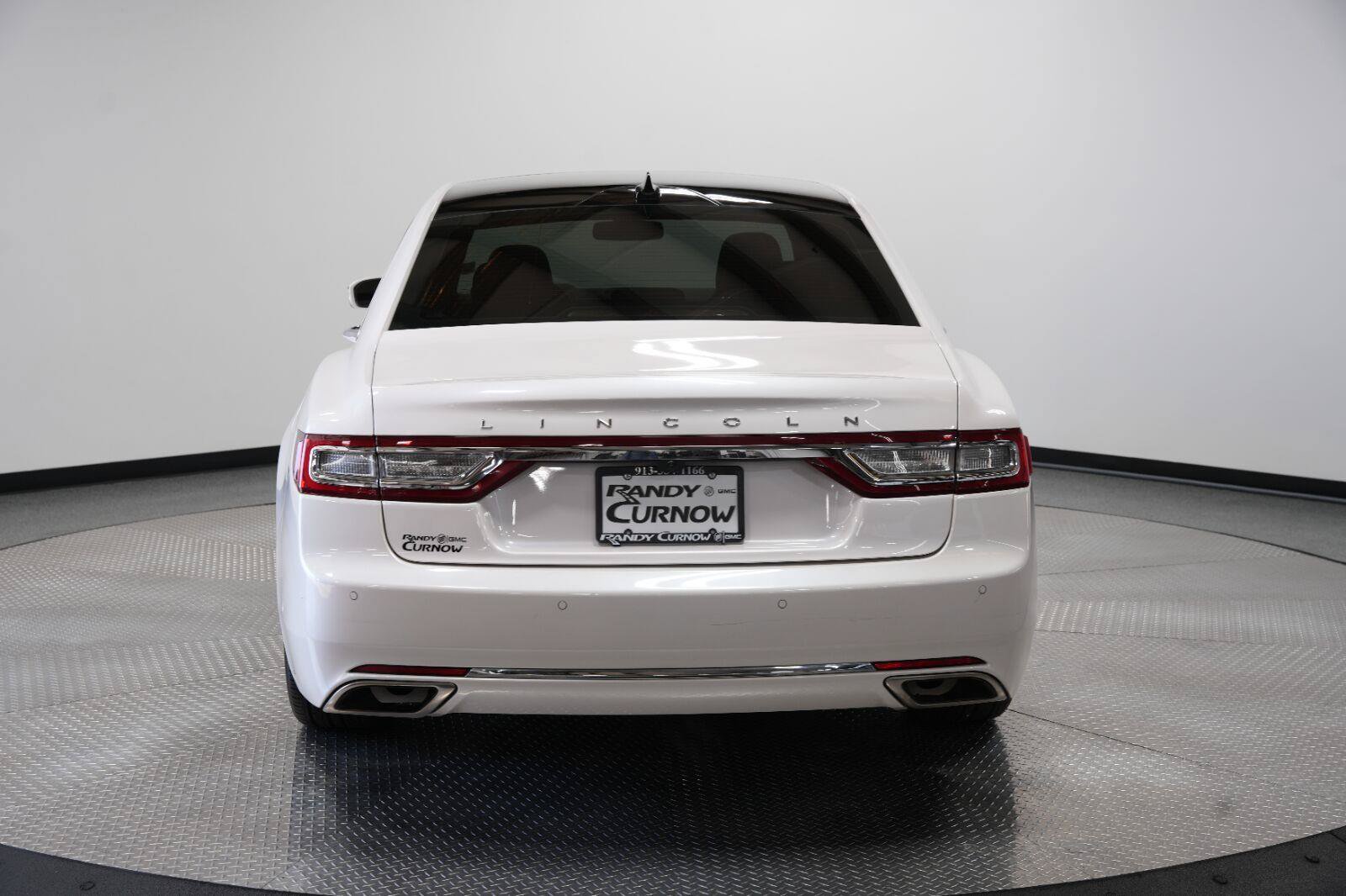 Used 2019 Lincoln Continental Reserve AWD/4WD image 8