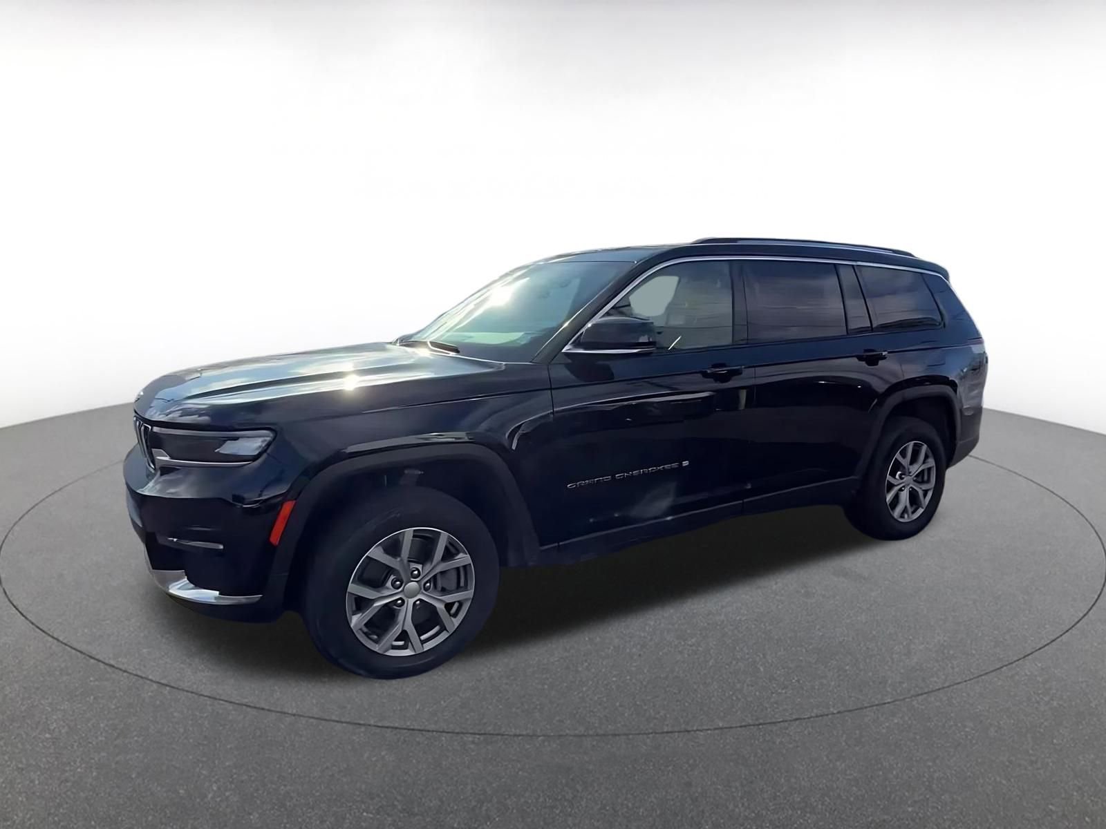 Used 2023 Jeep Grand Cherokee L Limited image 8