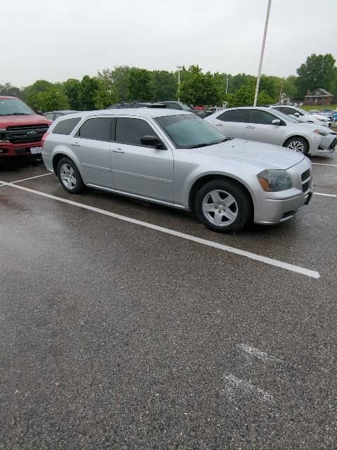 Used 2005 Dodge Magnum SE RWD image 8